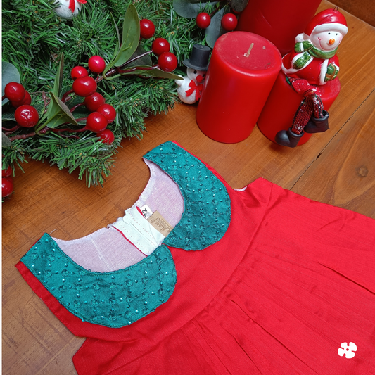 Peter pan collar frock with hair accessory