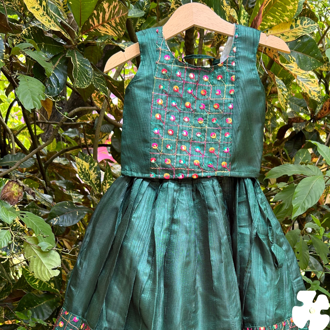 Simple skirt and top with mirror work