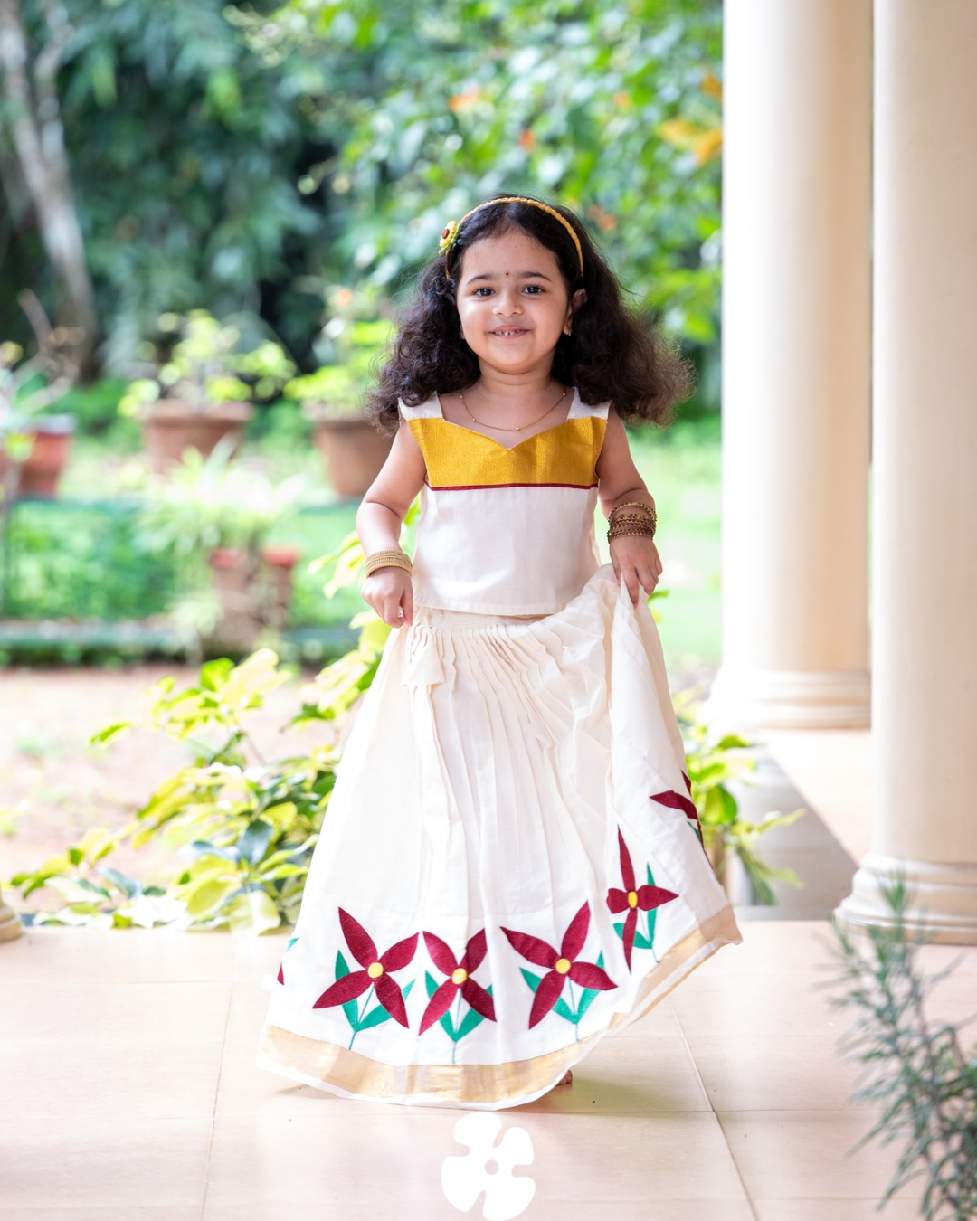 Flower embroidery skirt and top