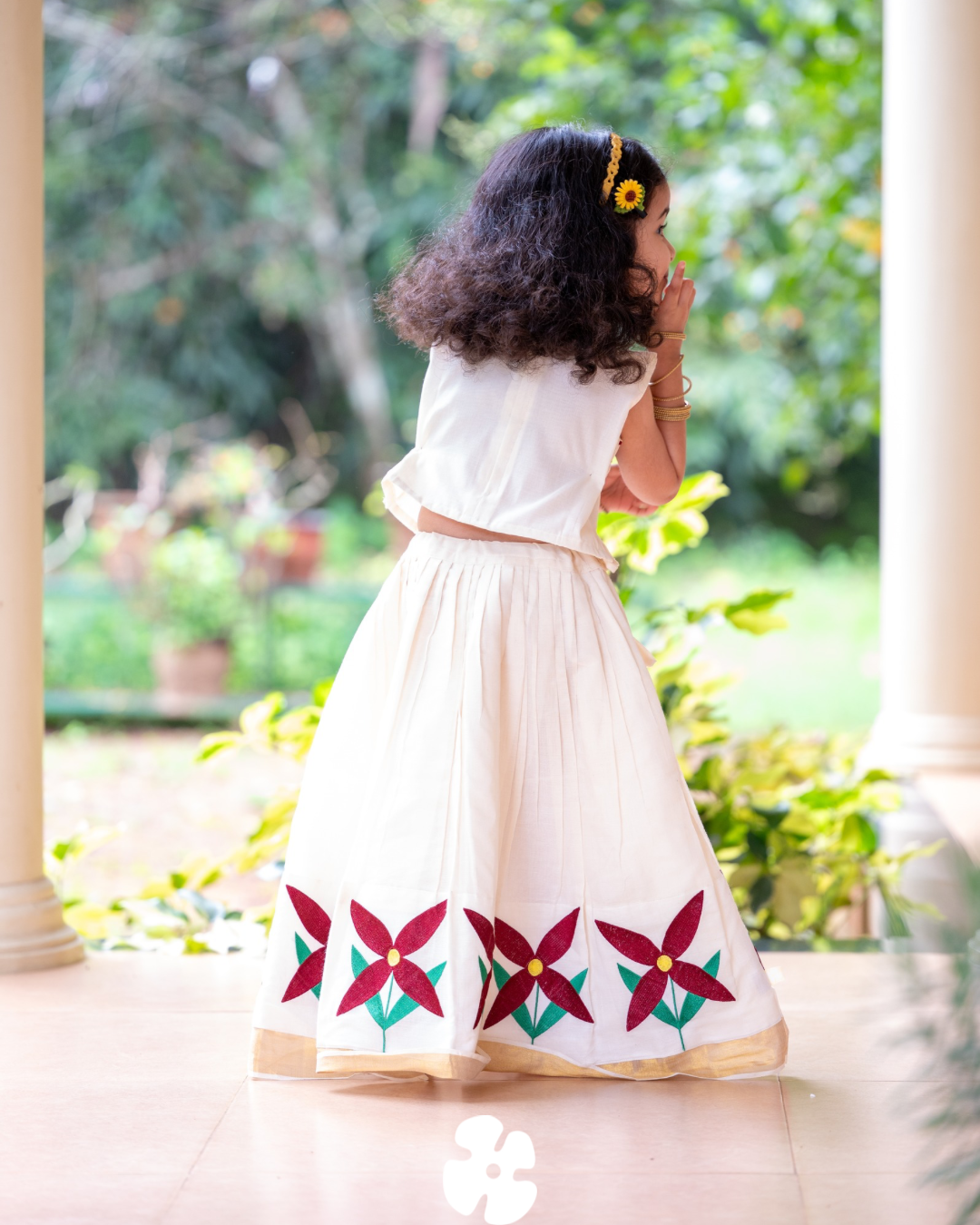 Flower embroidery skirt and top