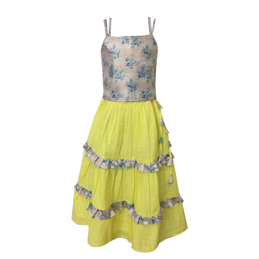 Simple step skirt with top with strap