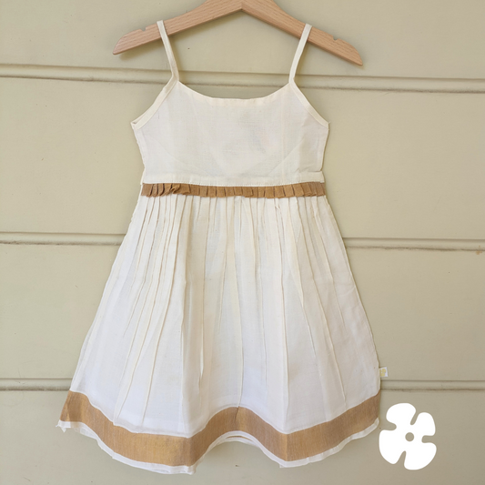 kasavu detailed simple frock