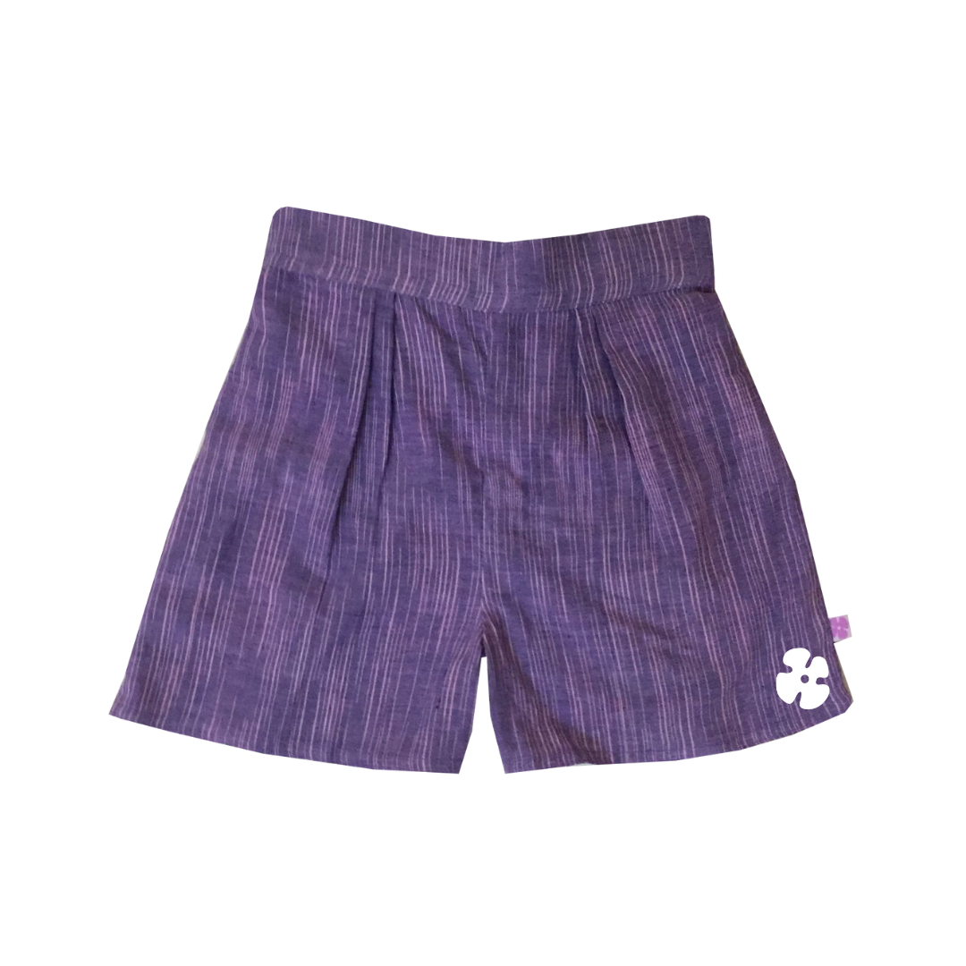 Girls in loose sales shorts