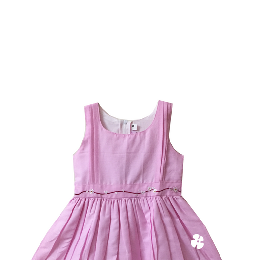 Little pleats fit and flare frock
